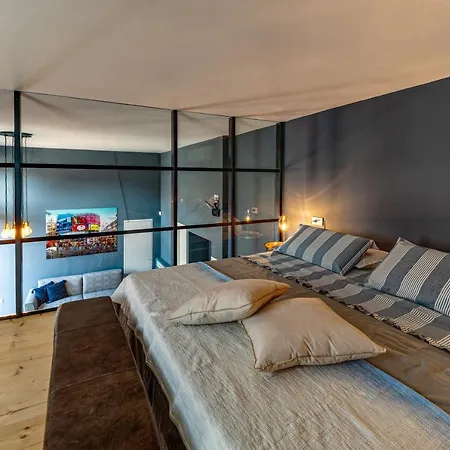147mqsuite *